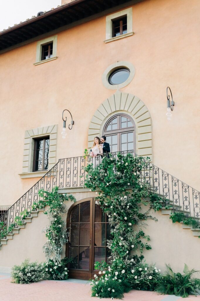 Winter garden - Jungle table inspiration - wedding in TuscanyStyled Shoot Vignamaggio by Biancospino Flowers Atelier - Florist Tuscany_149
